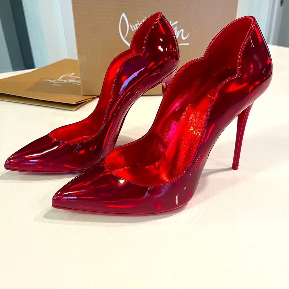 Christian Louboutin Hot Chic 100 Patent Psychic, 38.5